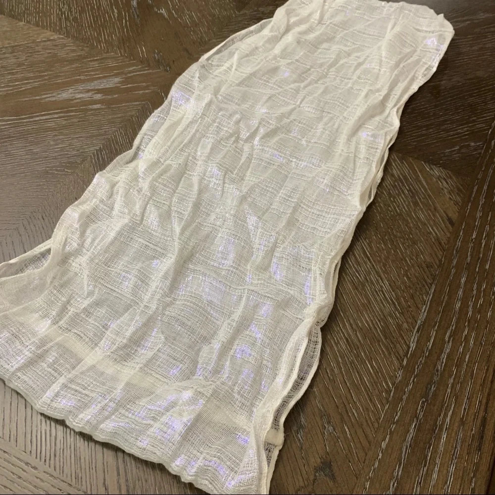Children’s Place iridescent white infinity scarf